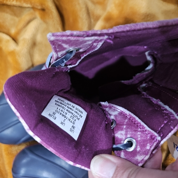 Sperry saltwater navy/berry Purple duck boots youth size 3 - Picture 4 of 5